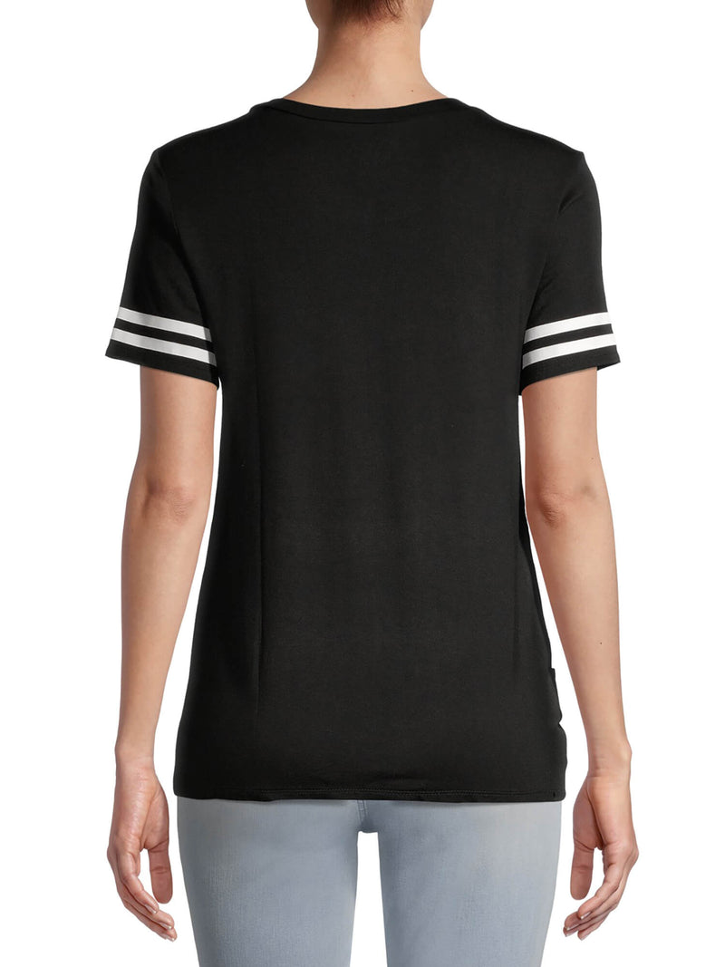 No Boundaries Juniors' Black Soot O-Ring T-Shirt with Short Sleeves